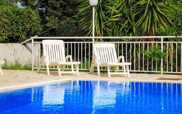 Cochelli Villa Lower Swimming Pool Walk to Beach A C Wifi Car Not Required - 175