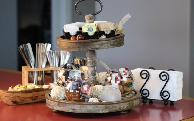 Coastal Inn Kingfisher