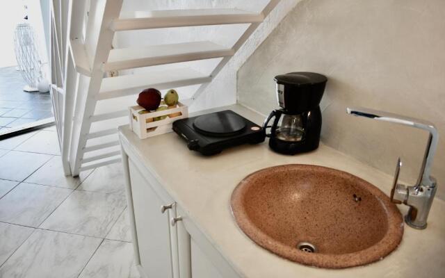 Aeolos Art and Eco Suites - Adults Only