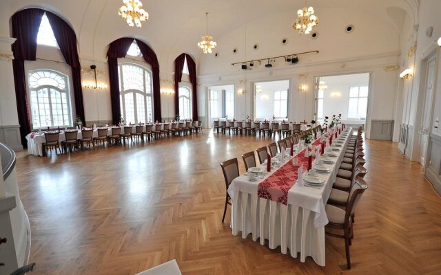 Hotel Pod Zeleným Dubem
