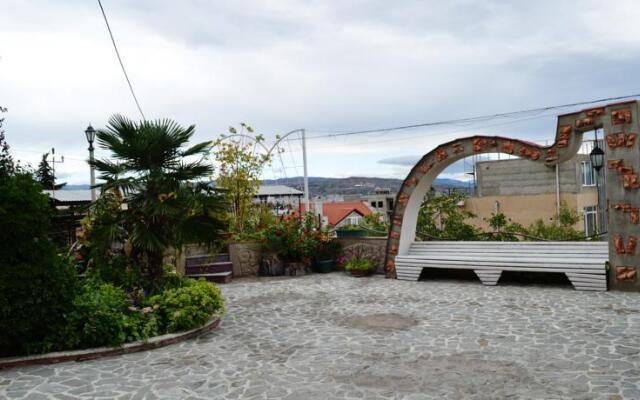 Guest House Tbilisi2014