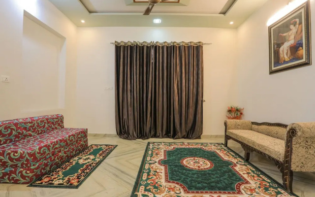 OYO 10286 Home Heritage 3BHK Villa Near Hiran Magri