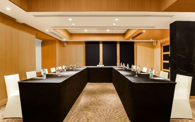Lemon Tree Hotel Viman Nagar Pune