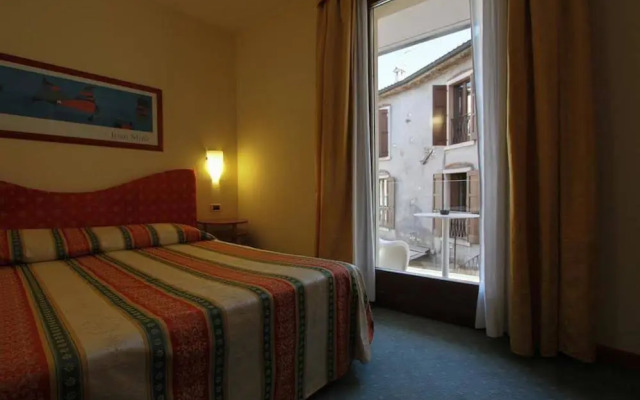 Hotel Miro