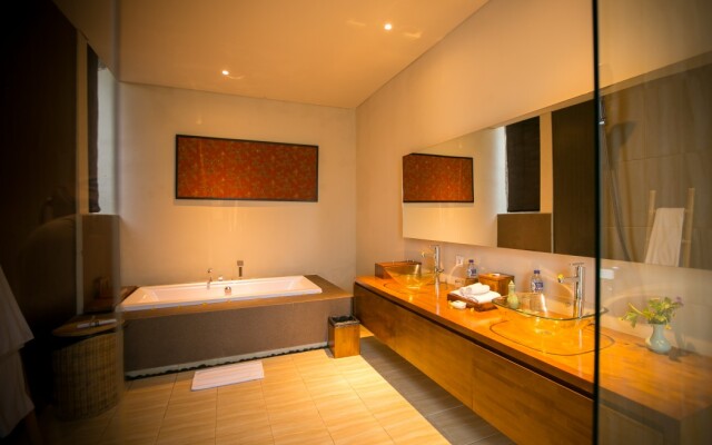 Senetan Villa and Spa Resort