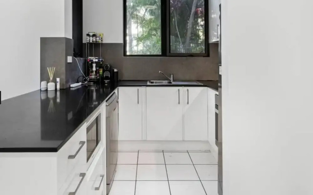 Alexander Apts - Ground Floor 2 Bedroom