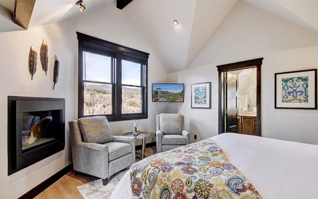 The Bogart House 5 Bedroom Home