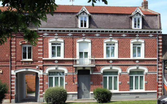 hotelImage