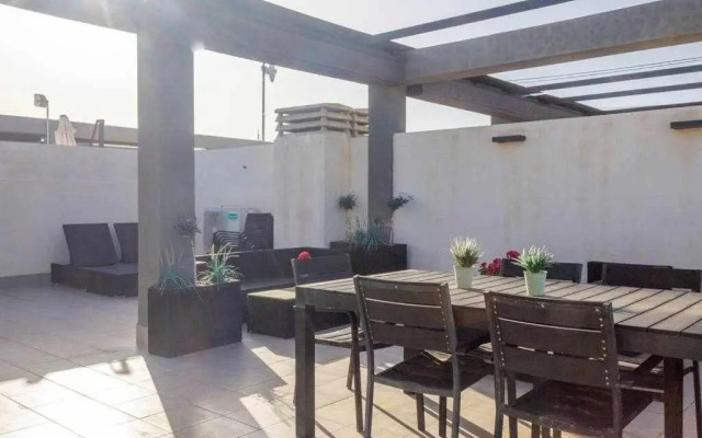 Pink OASIS-Orihuela Costa