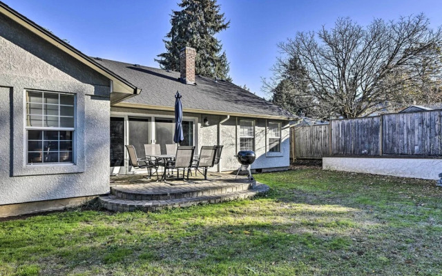 Milwaukie Vacation Rental w/ Backyard, Office