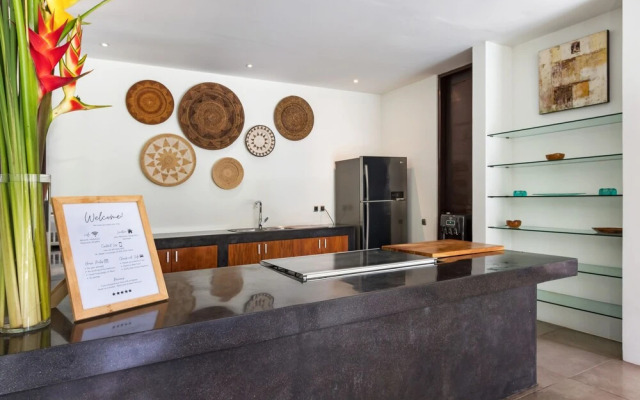 Villa Alice Dua by Villa Finder