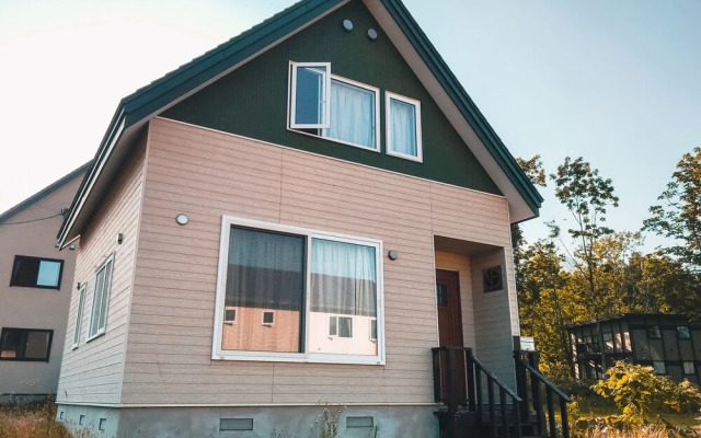 Trailside Apartments & Chalet