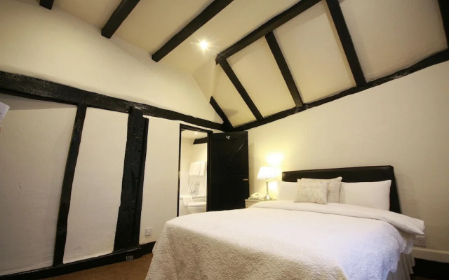 Crown Hotel