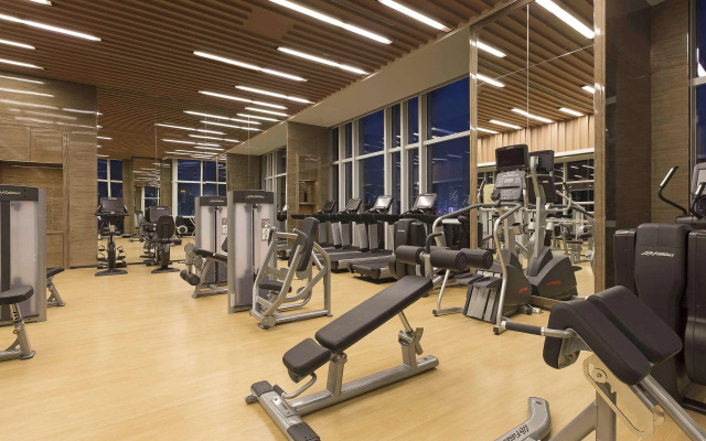 Pullman Yantai Center