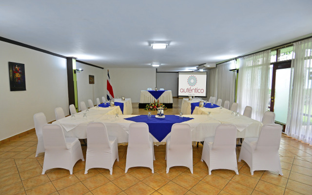 Auténtico Hotel
