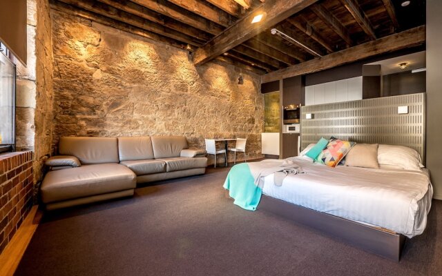 Watermans Hotel