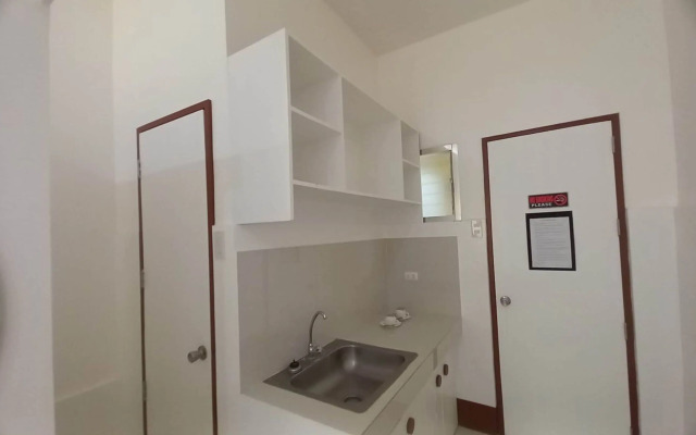 OYO 935 Palajuanders Inn