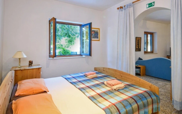 Modri Dragulj - With Pool - A1