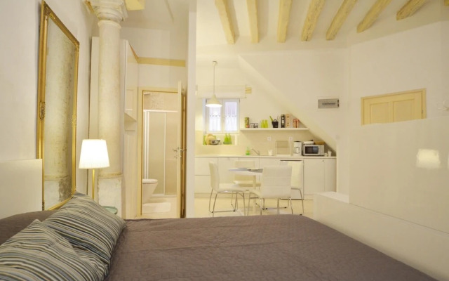 Oliva - Casale Studios