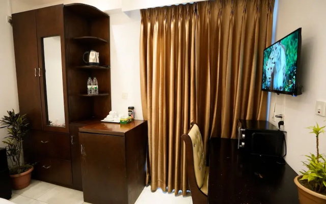 Xpressmall Hotels & Resorts