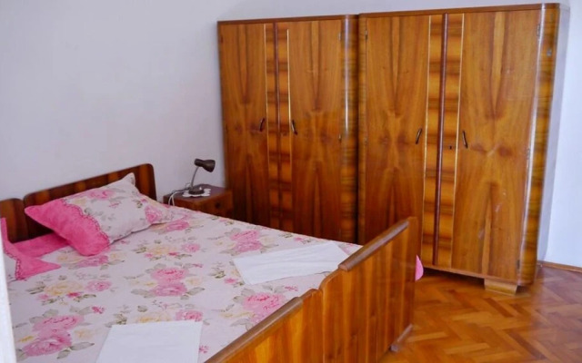 Cozy Apartment With sea View and one Bedroom