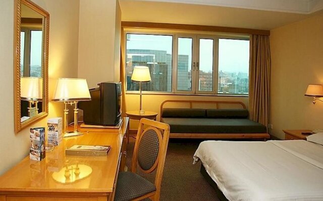 Maxcourt Hotel