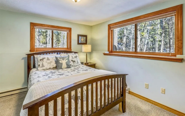 Snowy River 4 Bedroom Home by RedAwning