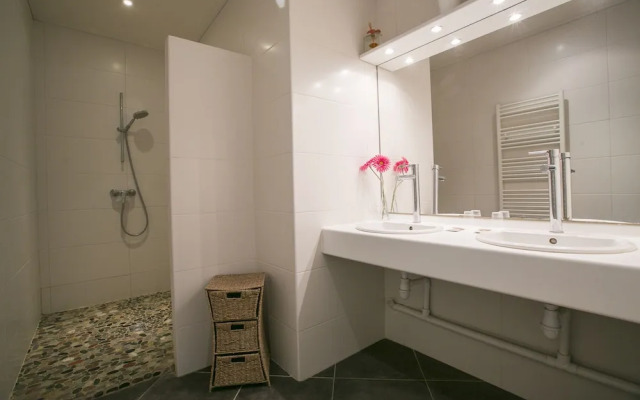 Hotel & Appartements Le Grand Large bord de mer