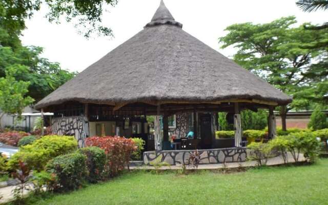 Gracious Hotel