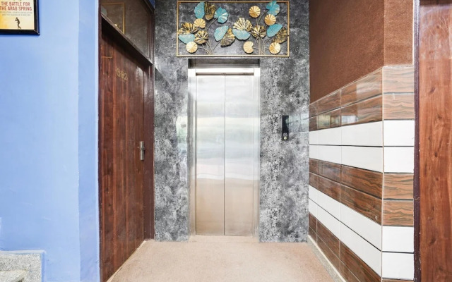 OYO Townhouse 1077 Hotel travel time