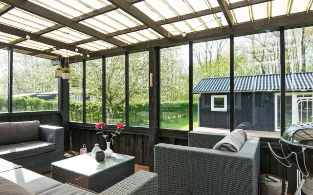 6 Person Holiday Home in Odder-by Traum