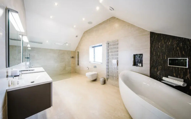 Carus House @ Carus Green