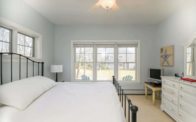 Stunning 5 Bdr, Walk to York Harbor Beach!
