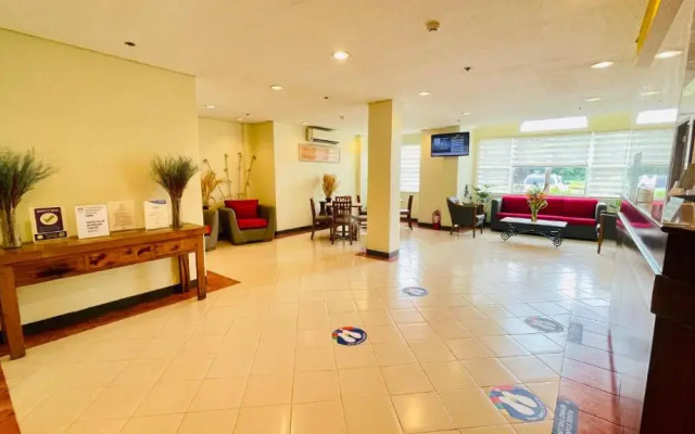 Microtel Inn & Suites