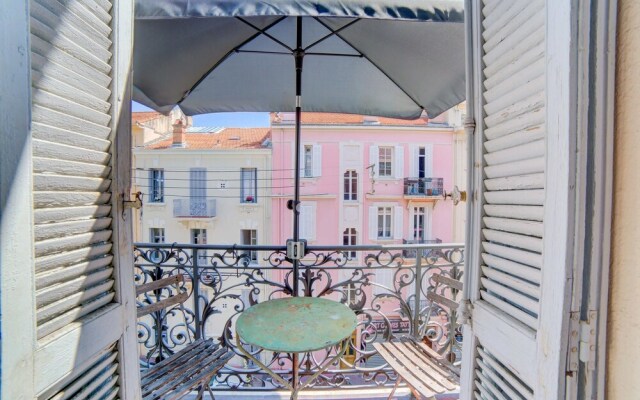 Le Cyrus Apartment 2