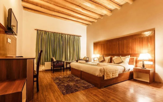 Reenam Hotel