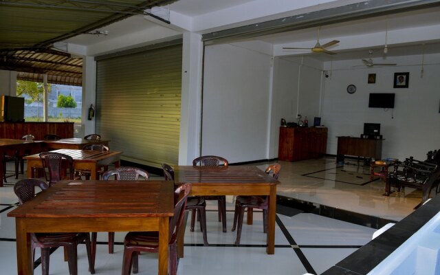 Hotel Aathithan Trincomalee
