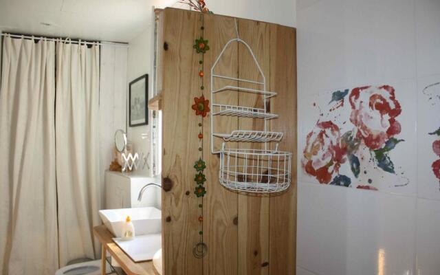 À l'ombre du mûrier