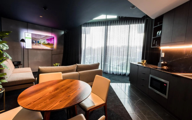 Eatons Hill Hotel