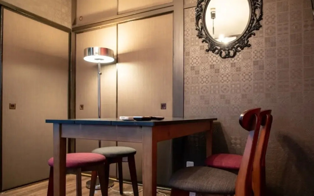 R-Guest Residence