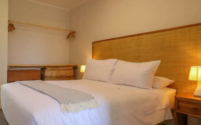 w Modern 4BR Villa With Private Pool in Paracas