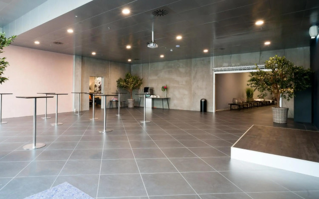 CABINN Apartments