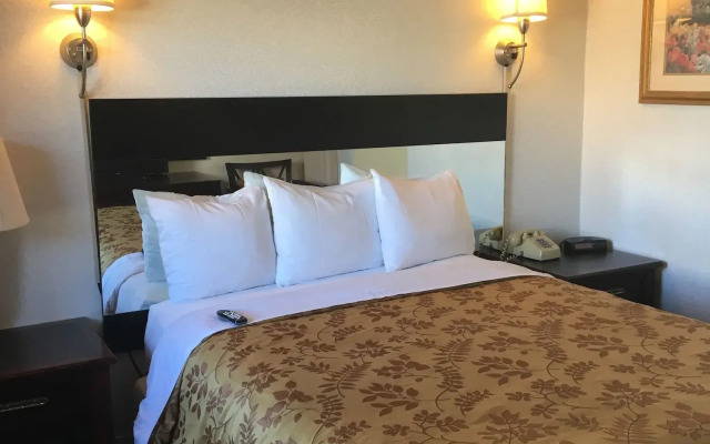 Pacific Heights Inn