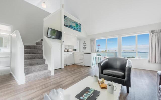 Woodside Bay Cottage