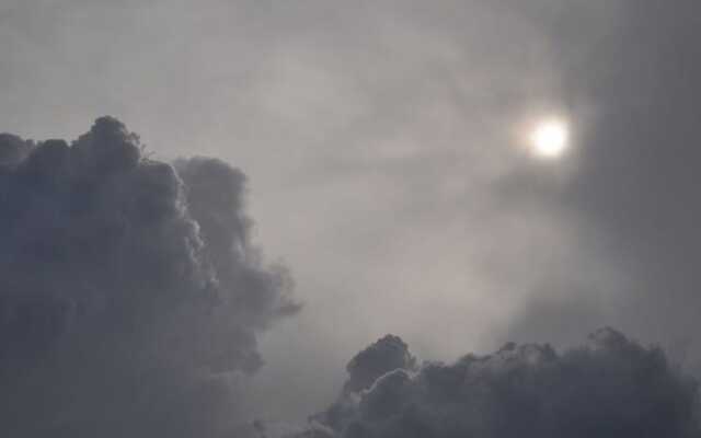 "laura" Comfortable Holiday Residence