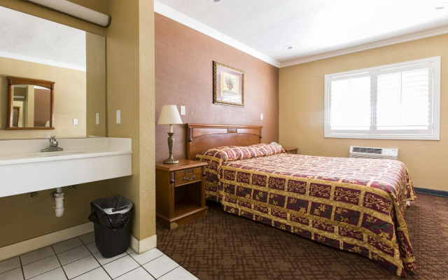 Beverly Inn