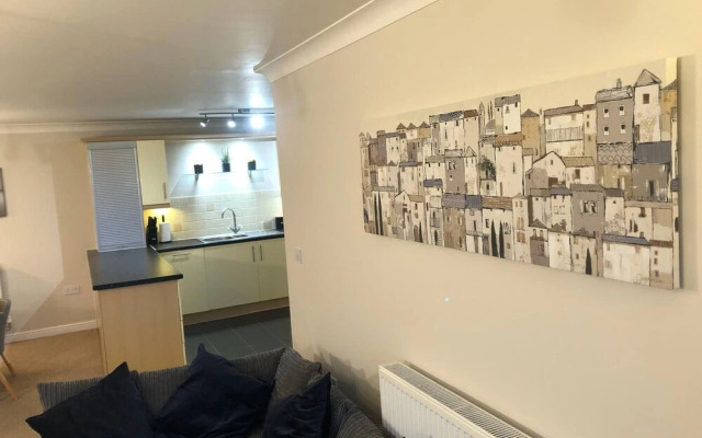 River-meadow View Apartment 27 Skipper Way