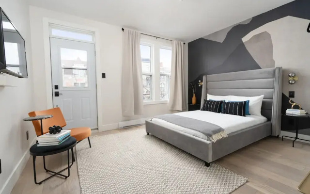 François-Denis Apartments