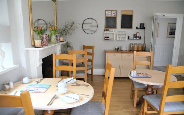 Summer Breeze Guest House