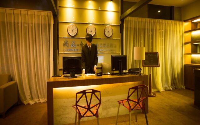 Qunming Shangping Hotel